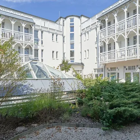 Komfortable In Mit Balkon * Sellin (Rugen)